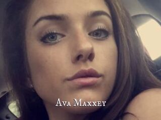 Ava_Maxxey