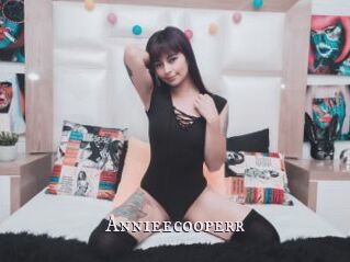 Annieecooperr