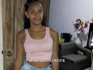 Brunetteskinx
