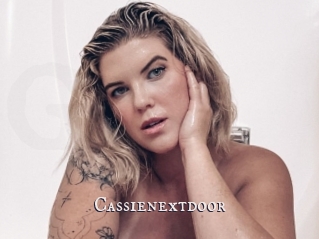 Cassienextdoor