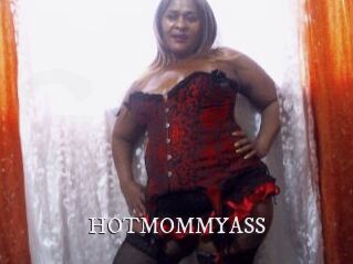 HOTMOMMYASS