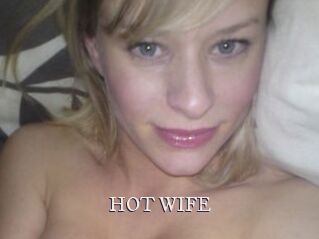 HOT_WIFE