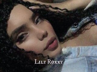 Lily_Roxxy