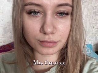 Mia_Gold_xx