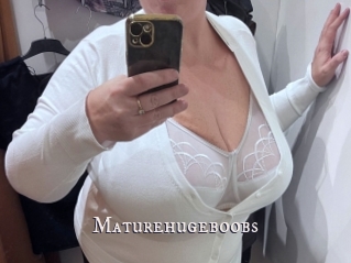 Maturehugeboobs