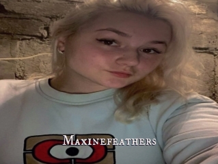 Maxinefeathers