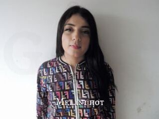 Melani_hot