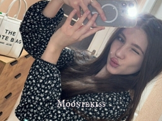 Mooniekiss