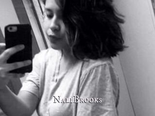 Nali_Brooks