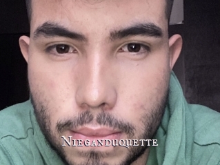 Nieganduquette