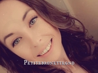 Petitebrunettegnd