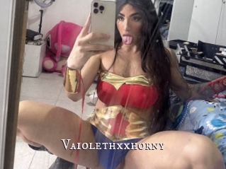 Vaiolethxxhorny