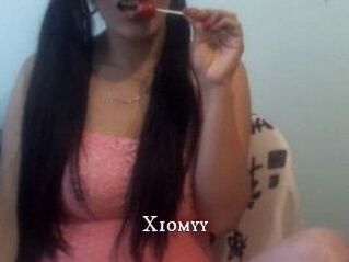 Xiomyy_